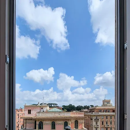 Tevere Rooftop Lejlighed